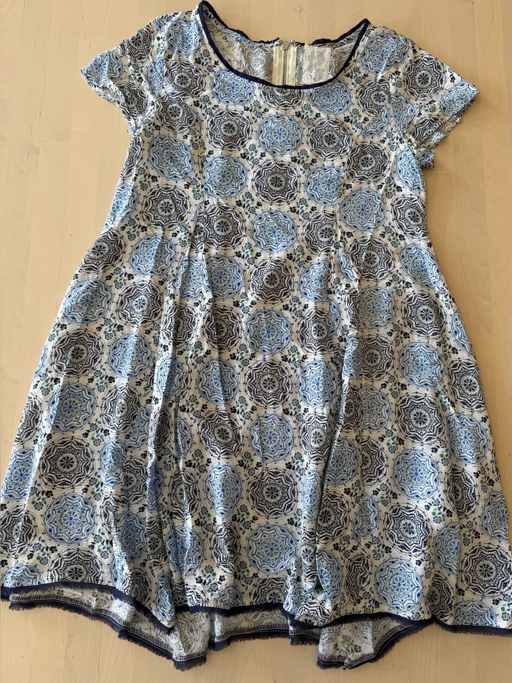 Boho Festival Sadie and Sage Floral Fit & Flare Mini Dress Size Medium